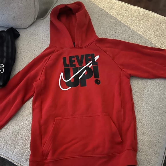 Hoodie - Picture 2 of 6